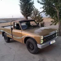 نیسان ۲۰۰۰