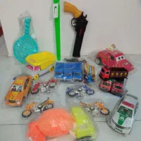 اسباب بازی دخترانه و پسرانه زیر قیمت