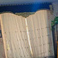 یک  عدد پرده سلطنتی درحد نو