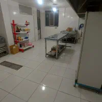 مغازه با آشپزخانه صنعتی|اجارهٔ مغازه و غرفه|زنجان, |دیوار