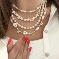 گردنبند و دستبند و پابند
