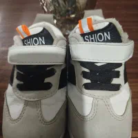 شلوارلی جنس خوب وکفش اسپرت