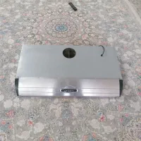 هود کتابی فوق‌العاده تمیز