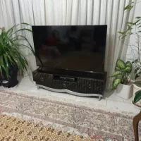 میز تلویزیون شیک و جدید مفت