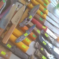 ابزاروچاقووقیچی،چسب ورنگ وغیره