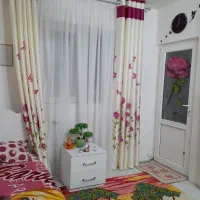 تخت یک نفره نوجوان همراه با تشک و پاتختی|تخت و سرویس خواب|بجنورد, |دیوار