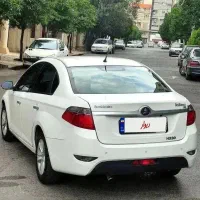 برلیانس مدل ۱۴۰۰ دنده ای کم کار موتور بزرگ