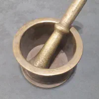 هاون قدیمی برنج