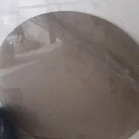 شیشه گرد تقریبا تیره