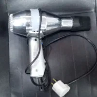 سشوار تمیز و سالم