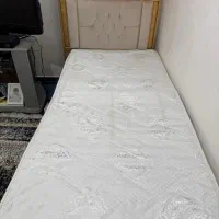 تخت یک نفره درحد نو|تخت و سرویس خواب|سبزوار, قاضی زاد|دیوار