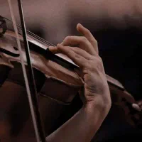 استخدام  مدرس گیتار و هنگ درام کودک و نوجوان