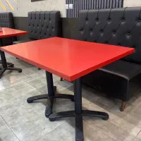 میز و صندلی