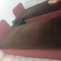 دو عدد تخت نوجوان پارچه مخمل در حد نو