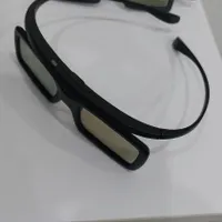 عینک سه بعدی کره ای