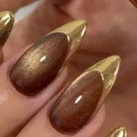 کاشت ناخن ومژه وکلیه خدمات زیبایی