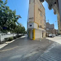 مغازه حاشیه کریمی۲۰ متر با زیرزمین