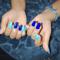 کاشت ناخن با بهترین کیفیت|خدمات آرایشگری و زیبایی|محمدشهر, همایون ویلا|دیوار