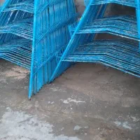 طوری قفس مرغ تخمگذار در حد نو