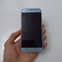 تعدادی گوشی و قاب