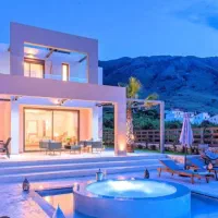 اجاره ویلای ۵۰۰ متری با ۴۰۰ متر بنا