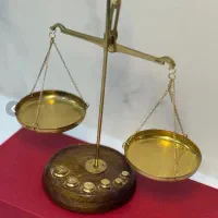 استخدام بازاریاب برای وکیل دادگستری