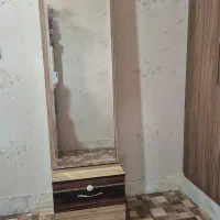 آینه ایستاده