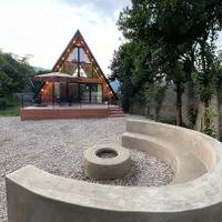 کلبه سویسی دو‌خواب با ویوی بسیار خوش منظره|اجارهٔ کوتاه‌مدت ویلا و باغ|رشت, یخسازی|دیوار