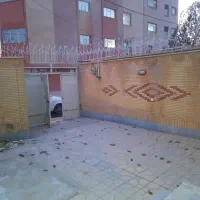 فروش منزل ویلایی شاهین شهر خ طالقانی .نبوت