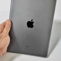 iPad نسل هشتم 10 اینچی 32 گیگ|تبلت|کرمان, |دیوار
