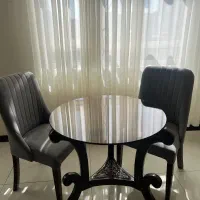 میز و صندلی