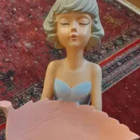 مجسمه دخترک برگی شکلات خوری یا جای جواهر|مجسمه، تندیس، ماکت|قم, چهل درخت‎|دیوار