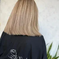 برای تکمیل آلبوم به مدل نیازمندیم