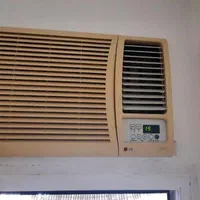 کولر گازی پشت پنجره ای