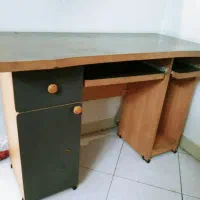 میز کامپیوتر