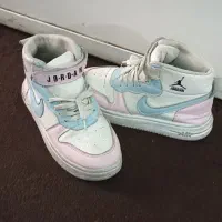 دو جفت کفش جردن سالم|کیف، کفش، کمربند|بروجرد, |دیوار