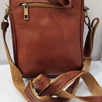 کیفِ چرم ، برند بوفالو|کیف، کفش، کمربند|شاهین‌شهر, نظامی|دیوار