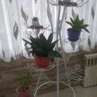 جا گلدانی فلزی سفید رنگ