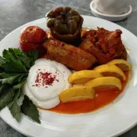 کترینگ و غذای آماده