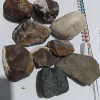 سنگ  نیمه قیمتی