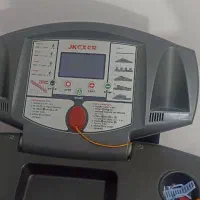 یک دستگاه تردمیل در حد نو