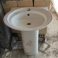 دو عدد روشویی سالم به فروش می رسد