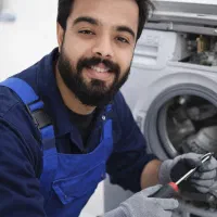 فوری و مطمئن تعمیر لباسشویی و یخچال