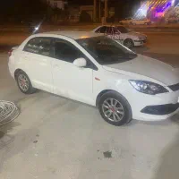 ام وی ام ۳۱۵ صندوق دار