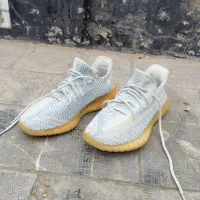 کفش ادیداس یزی yeezy boost 350|کیف، کفش، کمربند|تهران, اکباتان|دیوار