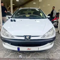پژو اس دی وی ۸