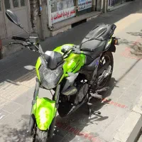 کیو جی مدل ۴۰۲