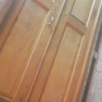 چند در و لنگه در قدیمی تمیز|کلکسیون اشیاء عتیقه|اصفهان, قلعه طبره|دیوار