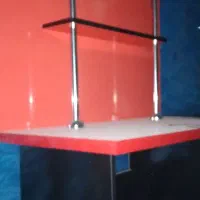 میز تحریر نو هست دو سه ماه استفاده شده