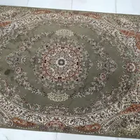 فرش 4متری کاملا سالم ب علت نداشتن جا میفروشم|فرش|رشت, جماران|دیوار